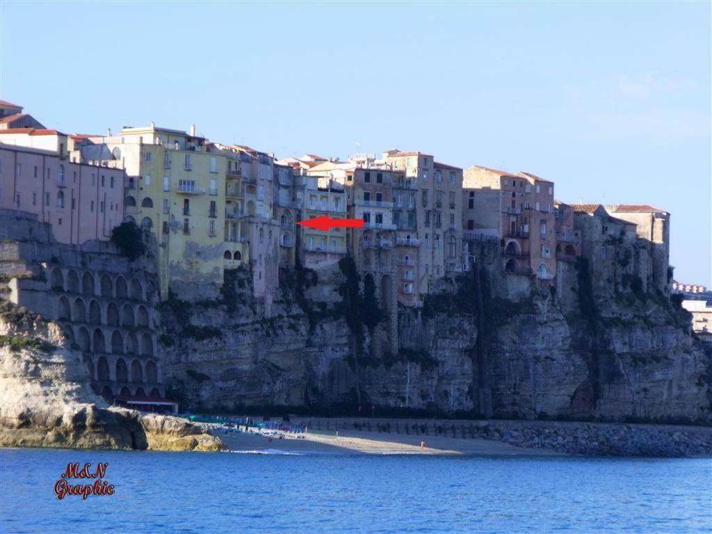 Isola Bella Sea-View Apartment โตรเปอา ภายนอก รูปภาพ